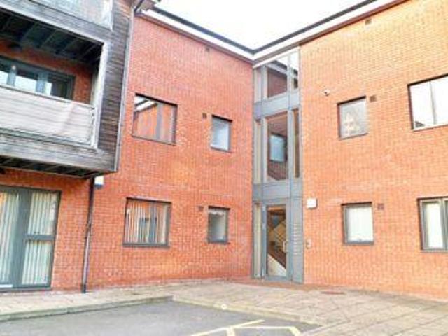 House for sale in Wrexham, Cymru / Wales