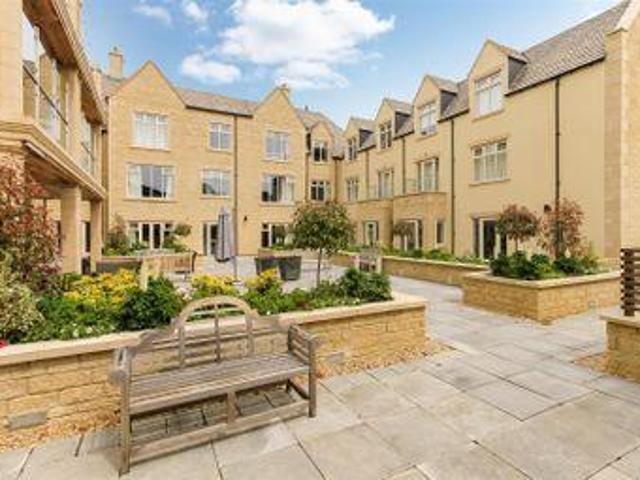 House for sale in Fossebridge, Gloucestershire