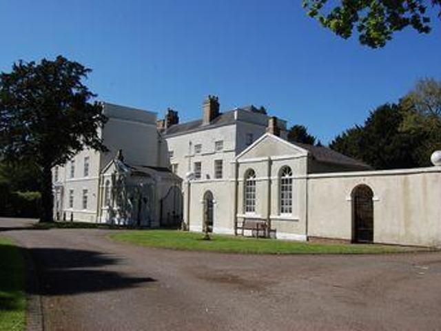 House for sale in Kettlebrook, Staffordshire