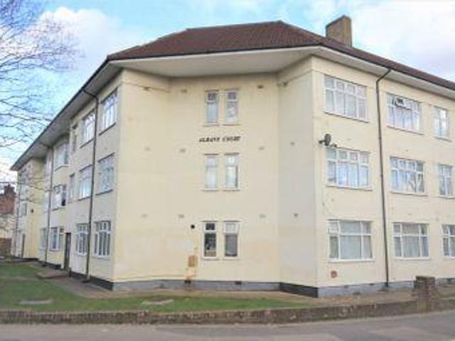 House for sale in Edgware, Greater London