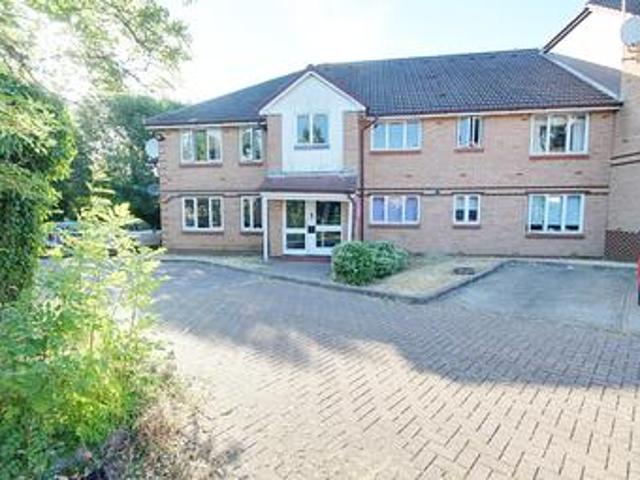House for sale in Potters Bar, Hertfordshire