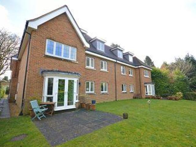 House for sale in Fole, Surrey