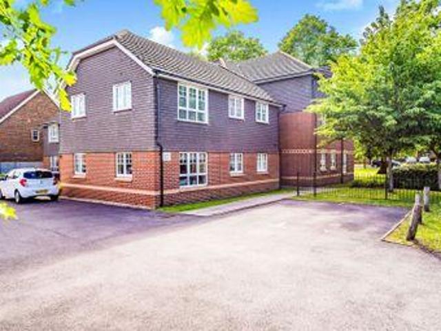 House for sale in Aldershot, Hampshire