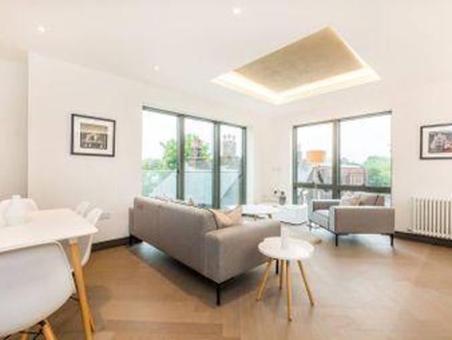 House for sale in Twickenham, Greater London