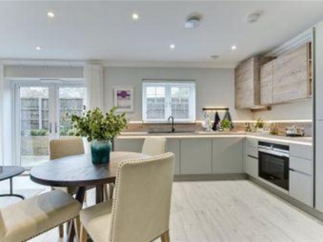 House for sale in Weybridge, Elmbridge