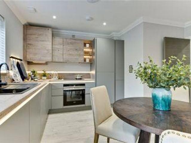 House for sale in Weybridge, Elmbridge