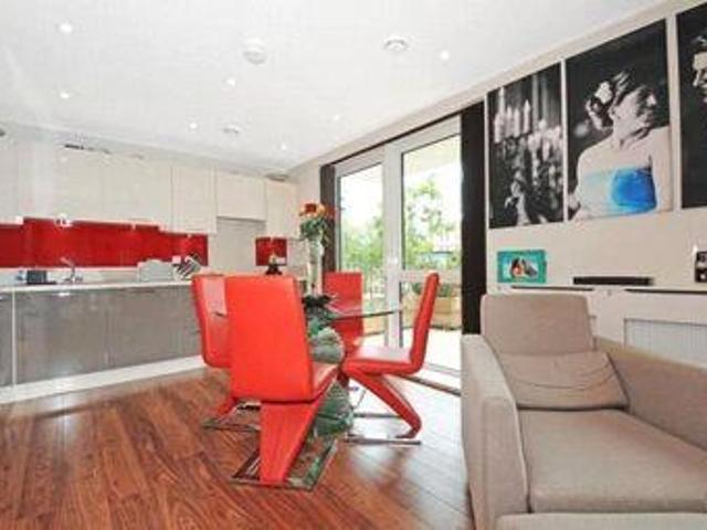 House for sale in Edgware, Greater London