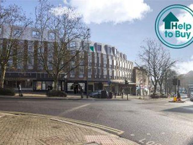 House for sale in Little Stanmore, Greater London
