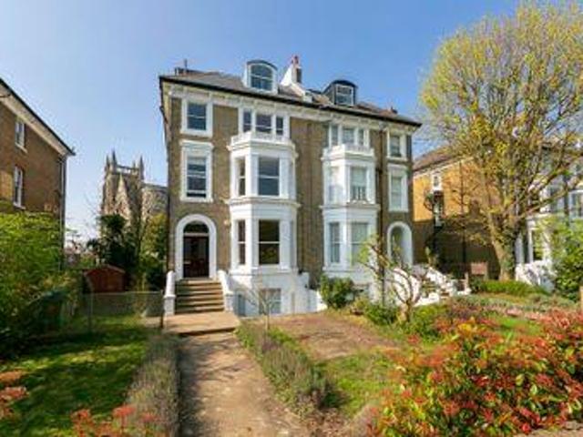 House for sale in Twickenham, Greater London