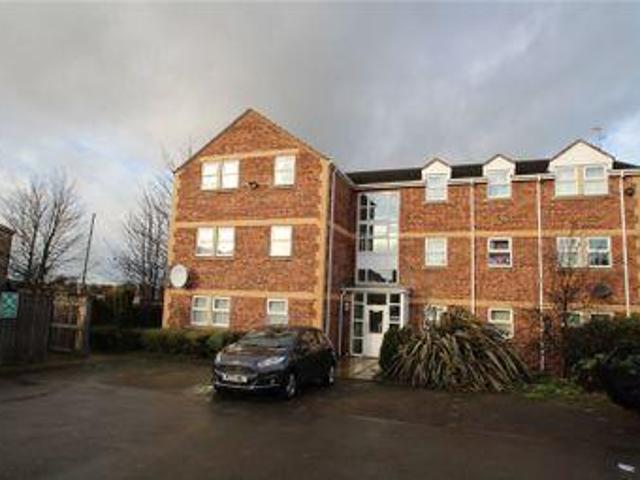 House for sale in Normanton and Altofts, West Yorkshire