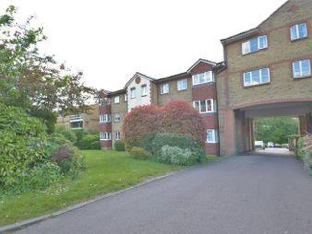House for sale in Hillview, Surrey