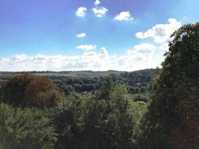 House for sale in Hillview, Surrey