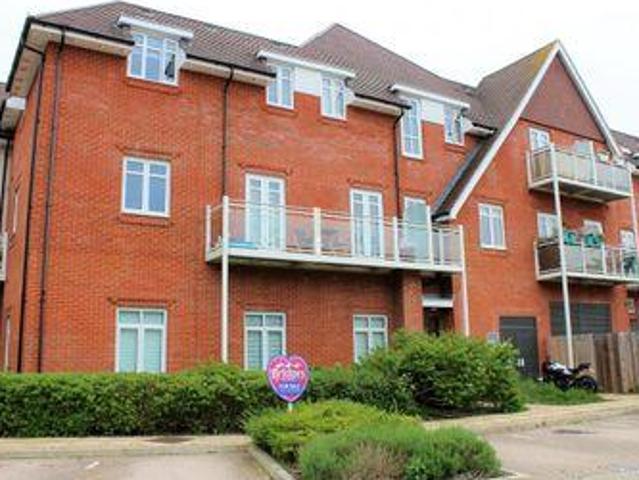 House for sale in Fleet, Hart