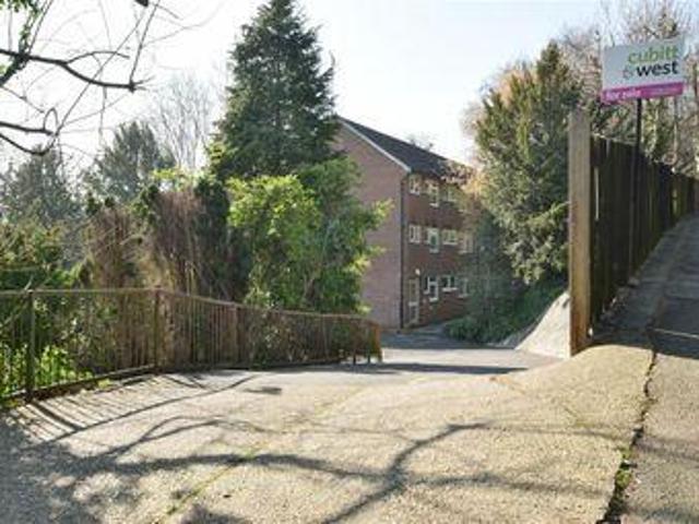 House for sale in Hillview, Surrey