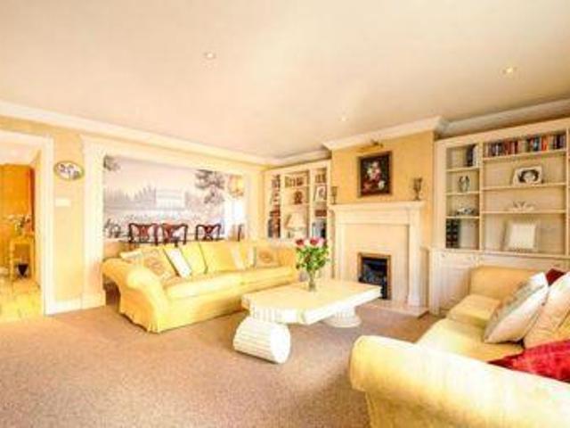 House for sale in Deepcut, Surrey