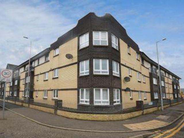 House for sale in Renfrew, Renfrewshire