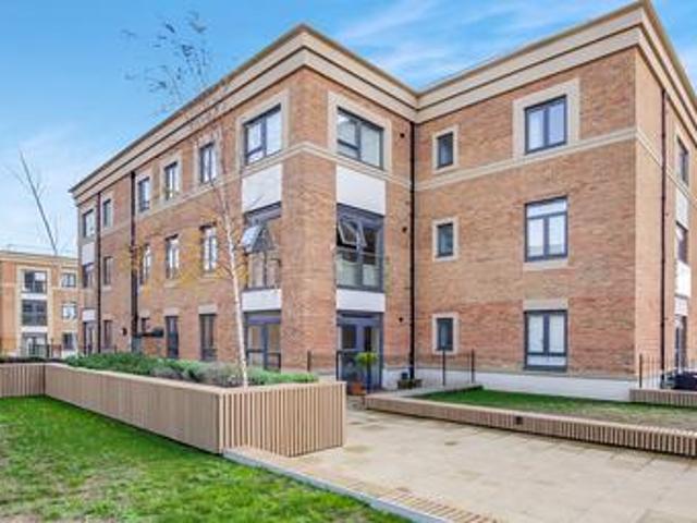 House for sale in Hertford, Colliers End