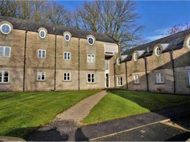 House for sale in Charlesworth, East Midlands