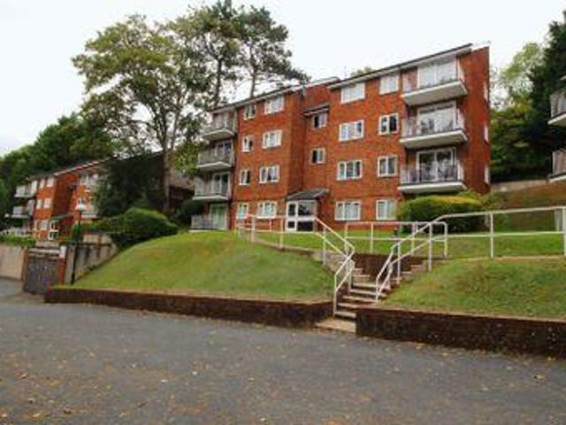 House for sale in Hillview, Surrey