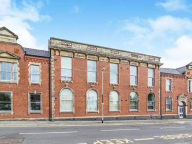 House for sale in Stoke-on-Trent