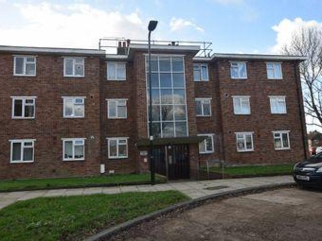 House for sale in Northolt, Greater London