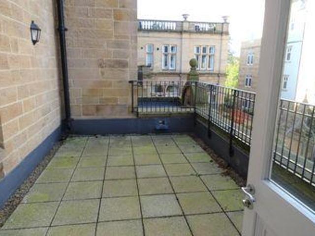 House for sale in Froggatt, East Midlands