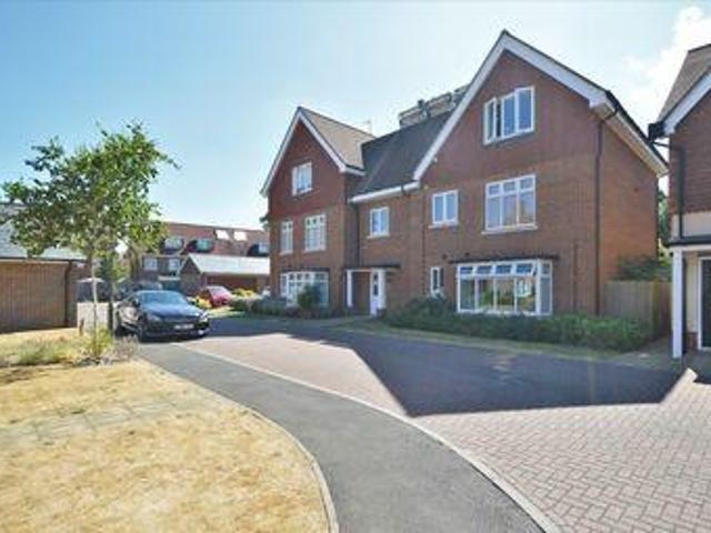 House for sale in Ashtead, Mole Valley