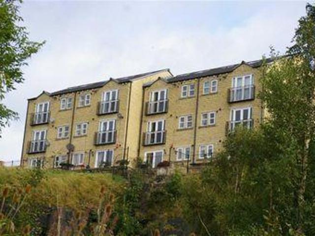 House for sale in Halifax, West Yorkshire