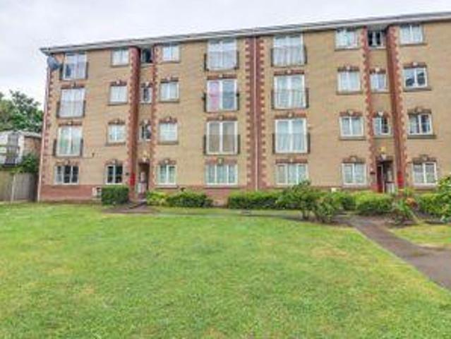House for sale in Tilbury, Essex
