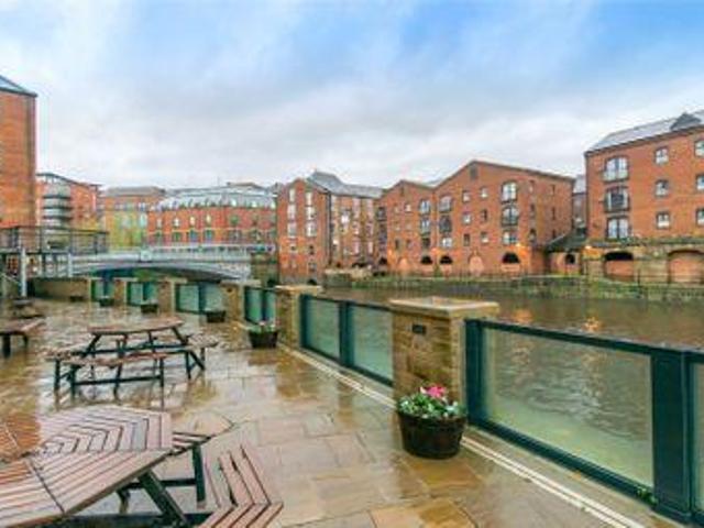 House for sale in Leeds, West Yorkshire