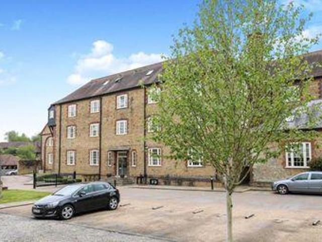 House for sale in Littlecote, West Sussex