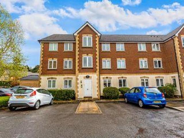 House for sale in Hillview, Surrey