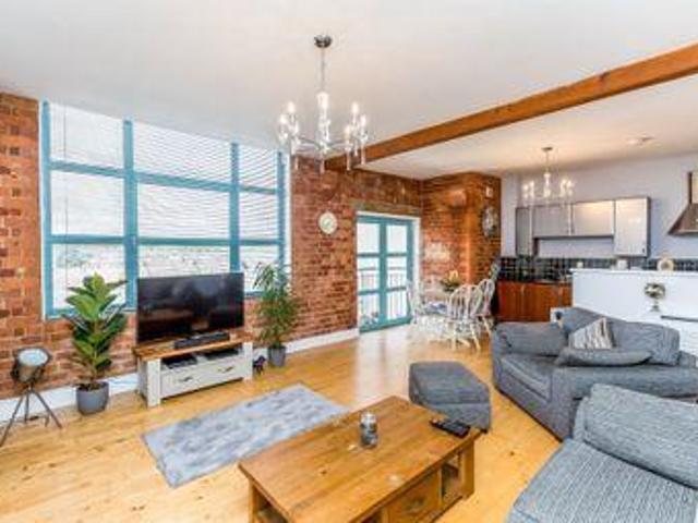 House for sale in Northampton, Northamptonshire