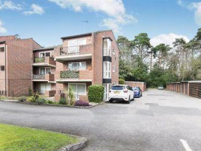 House for sale in Crowthorne