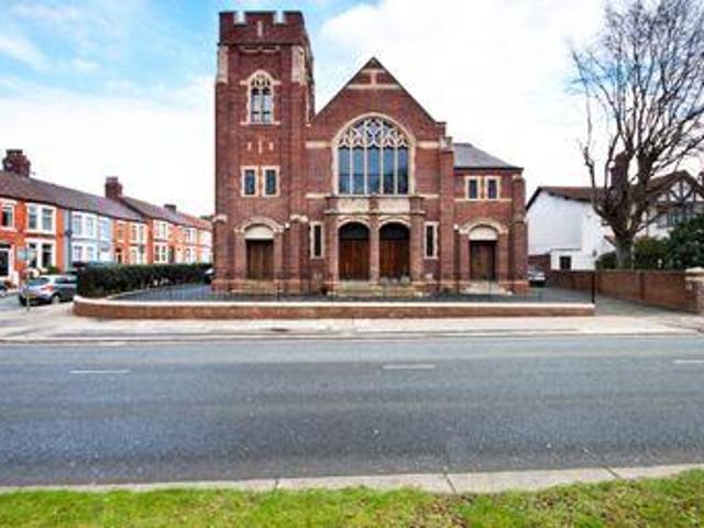 House for sale in Calderstones