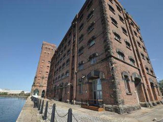 House for sale in Birkenhead, Wirral