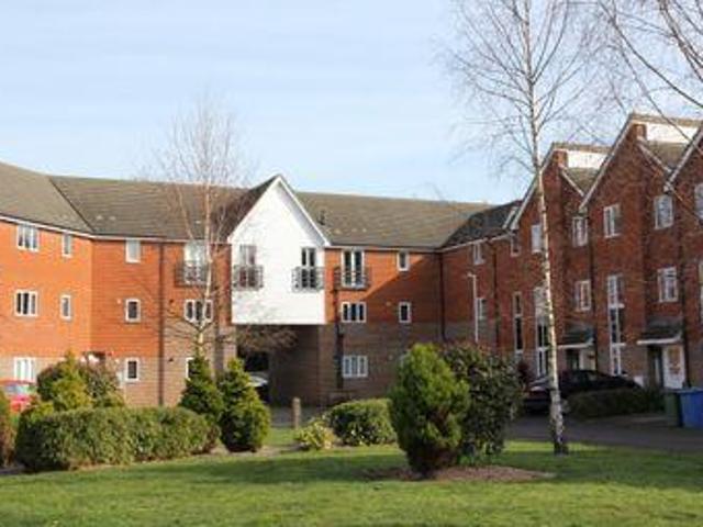 House for sale in Oad Street, Kent