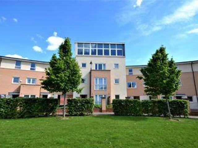 House for sale in Northampton, Northamptonshire