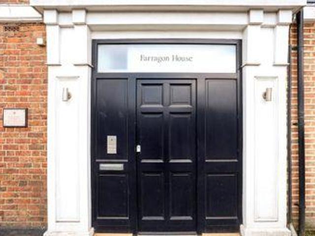 House for sale in Farnham, Waverley