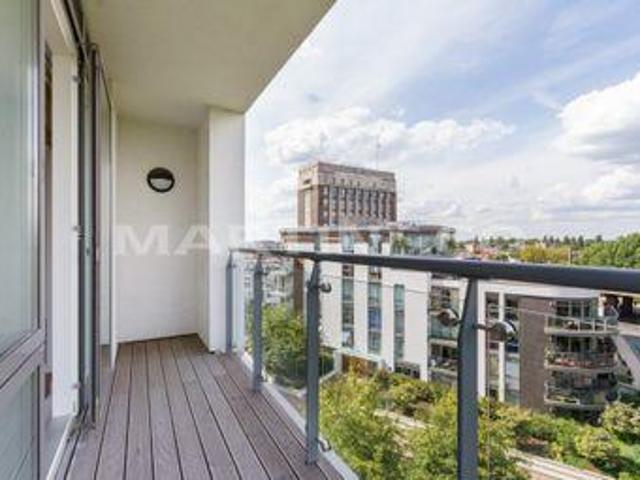 House for sale in Brentford End, Greater London