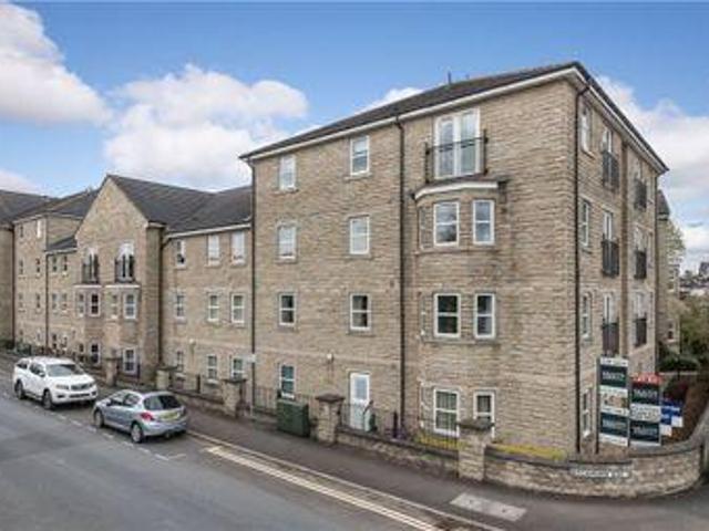 House for sale in Bingley, West Yorkshire