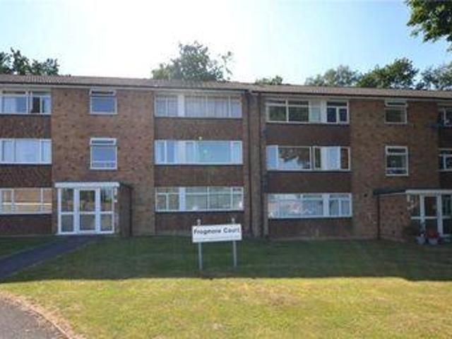 House for sale in Heol-las, Surrey