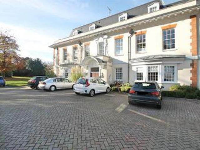 House for sale in Bushey