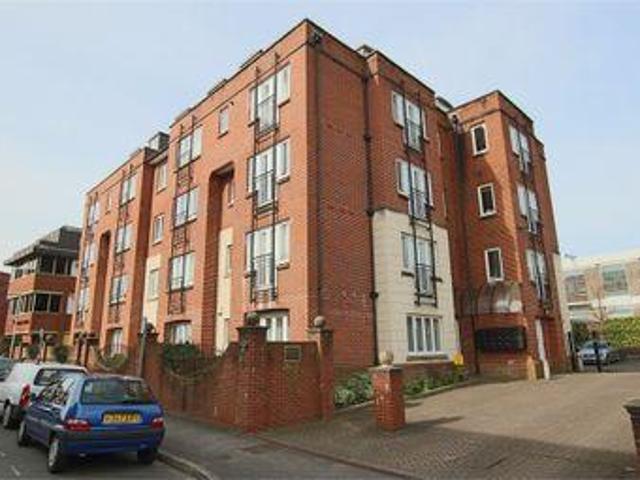 House for sale in Perryfields, West Sussex