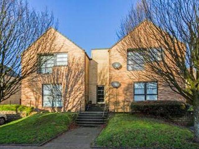 House for sale in Lochwinnoch, Scotland