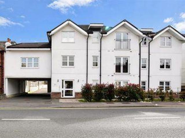 House for sale in Hillview, Surrey