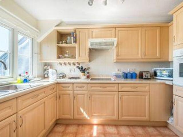 House for sale in Isleworth, Greater London