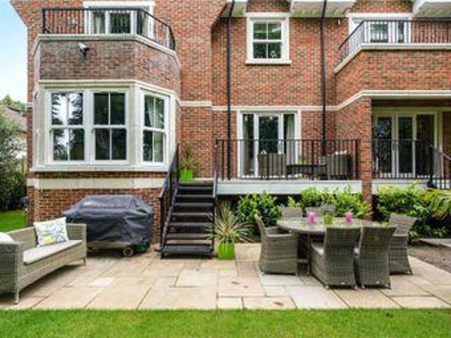 House for sale in Weybridge, Elmbridge