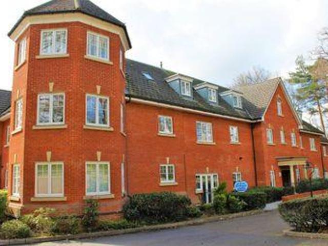 House for sale in Fleet, Hart