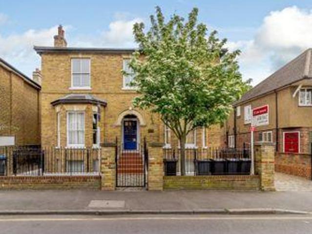 House for sale in Kingston Upon Thames, Greater London